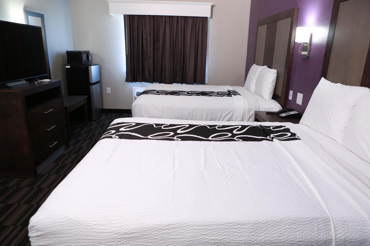 Hotel And Memphis